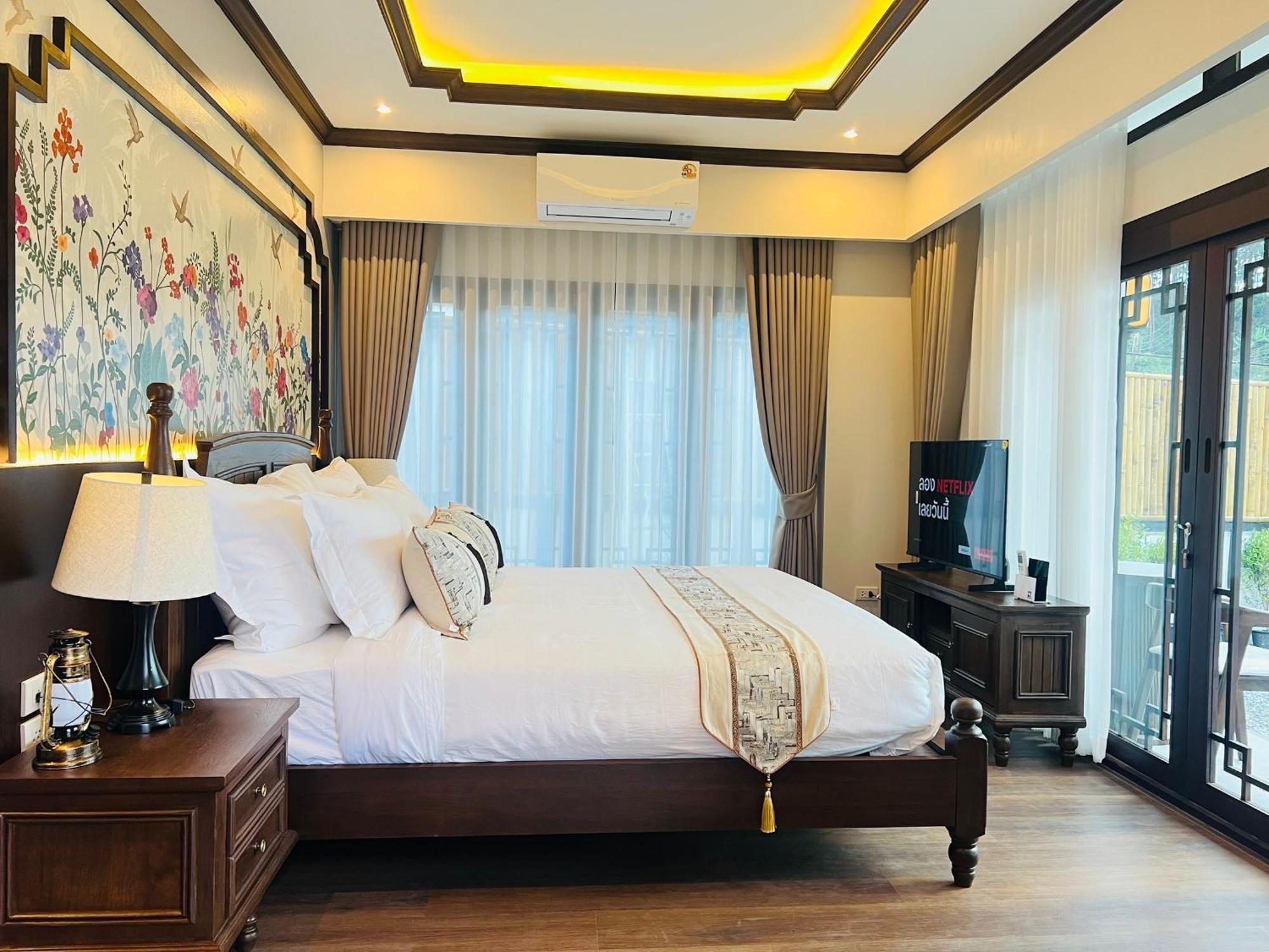 Longlai Kezhan Ban Rak Thai Exterior foto